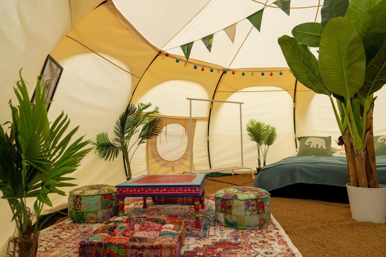 Roesjoebaden Camping & Stugby Соллентуна Экстерьер фото